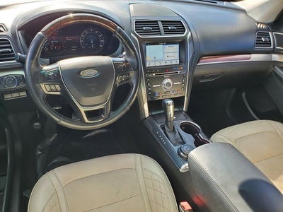 2017 Ford Explorer Platinum